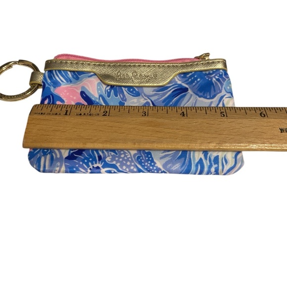 Lilly Pulitzer Pink and Blue Key Card Holder with Tropical Print - Picture 4 of 6